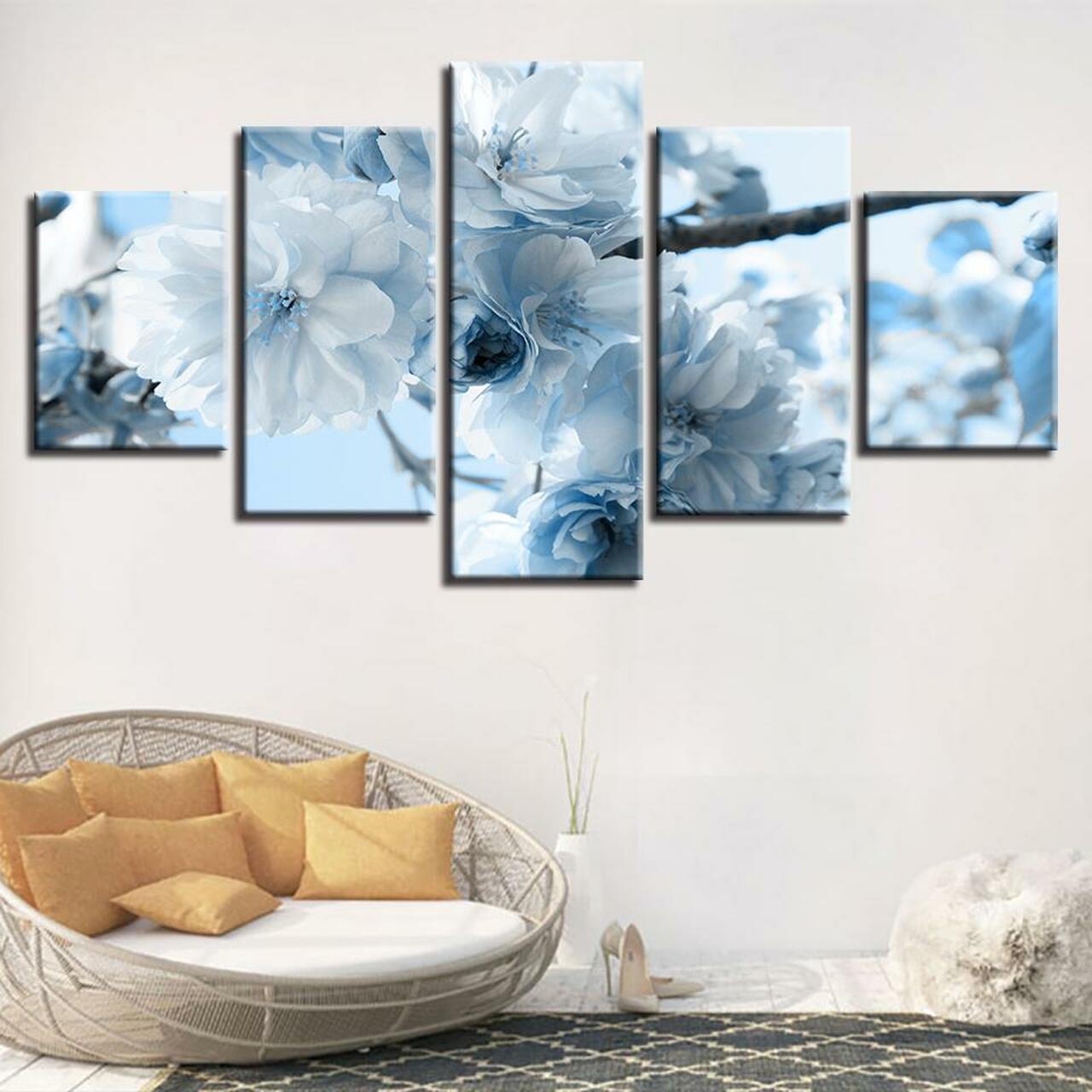 WHITE FLOWERS AT CLOSE 5 Piece Canvas Art Wall Decor